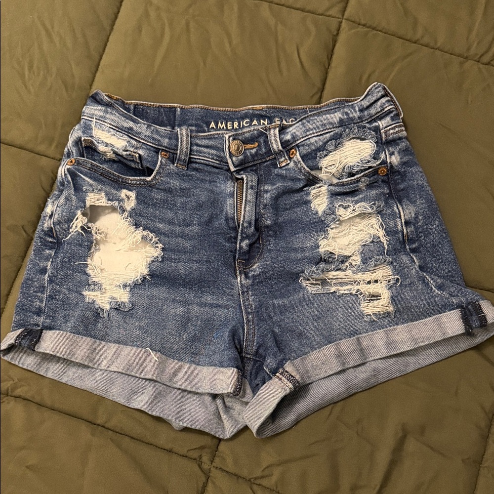 American Eagle Mom Short size 4